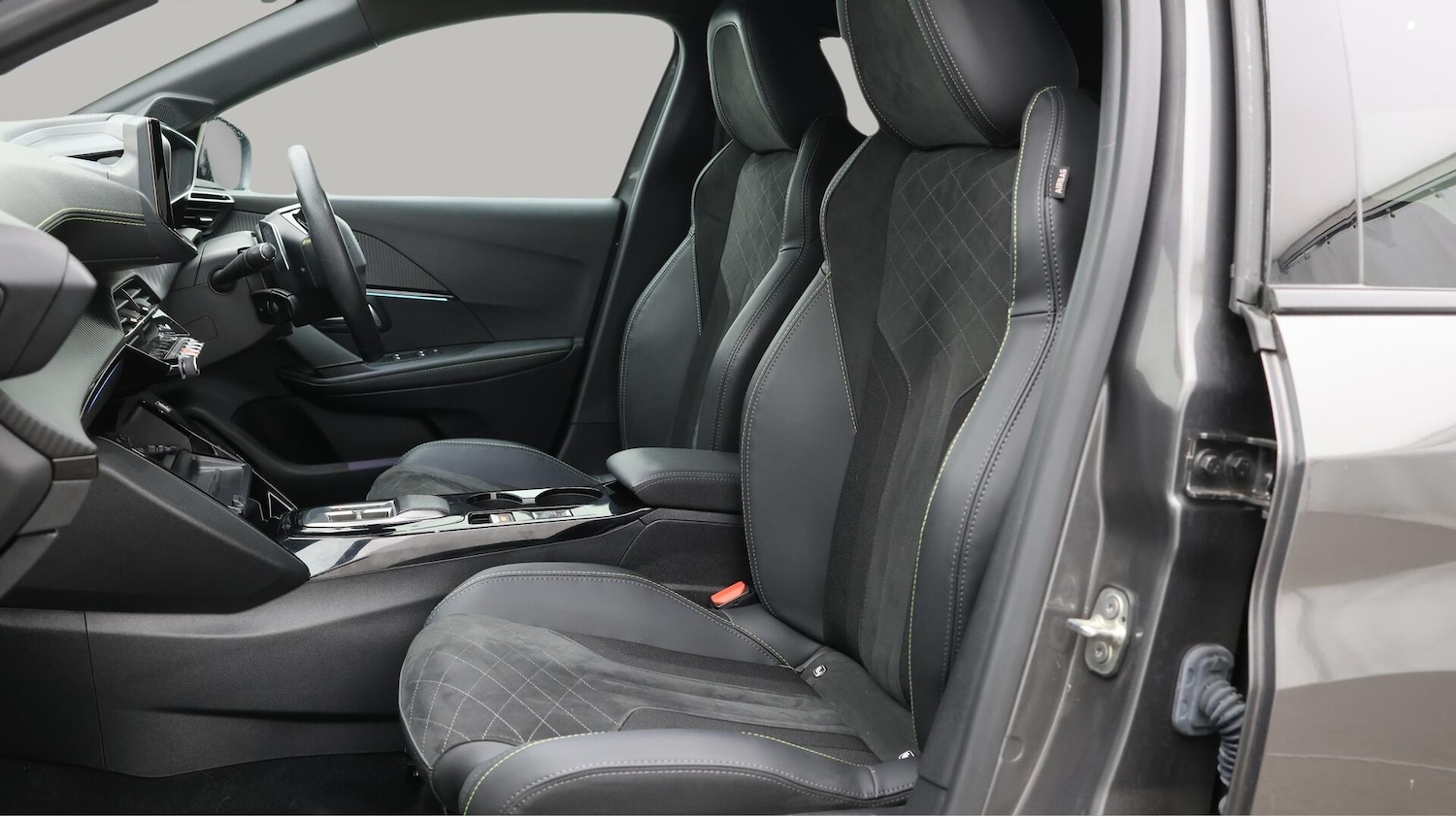 Used Peugeot 208 2023 for sale - 76381365: Photo 14