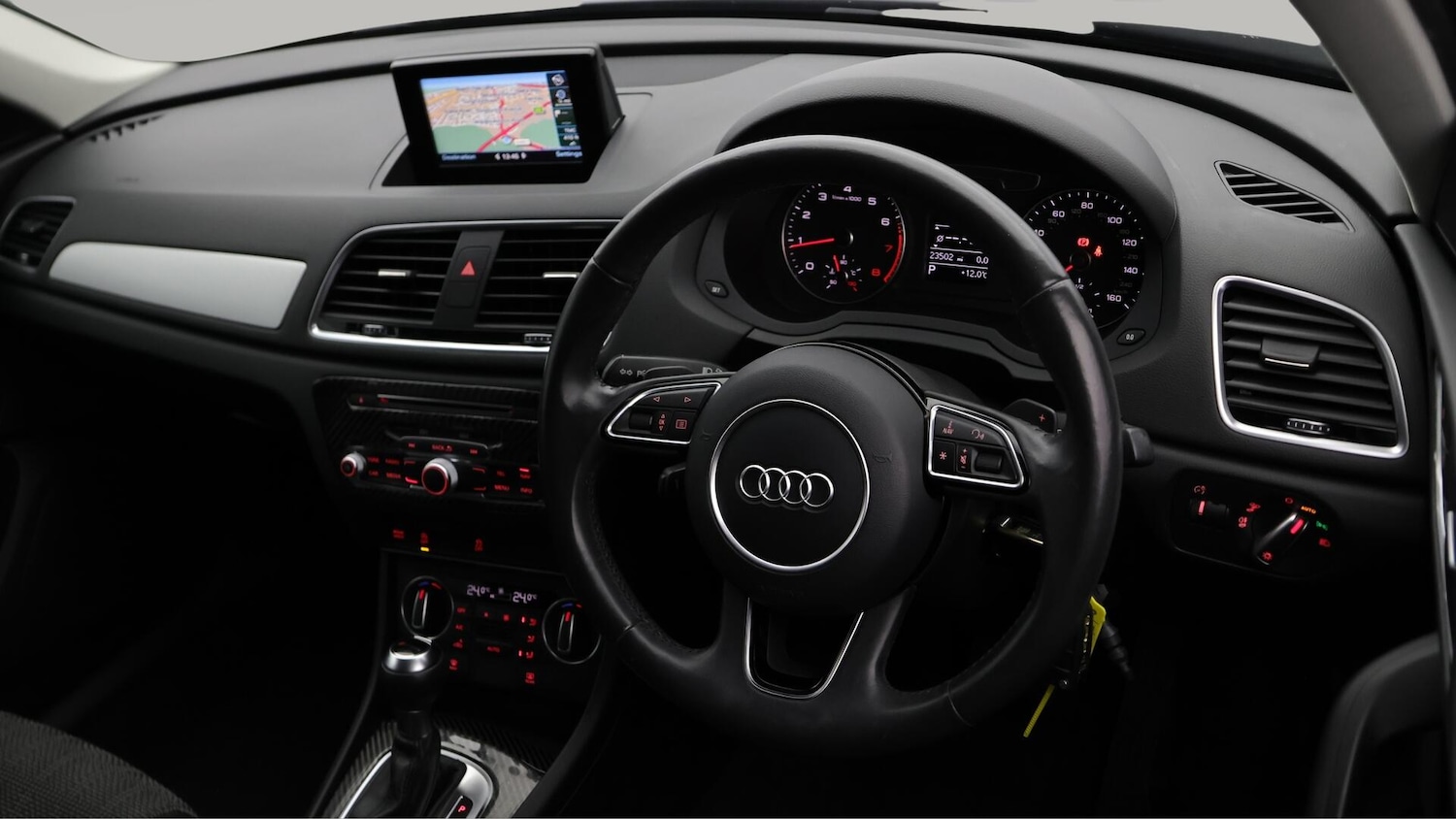 Used Audi Q3 2018 for sale - 76380634: Photo 10