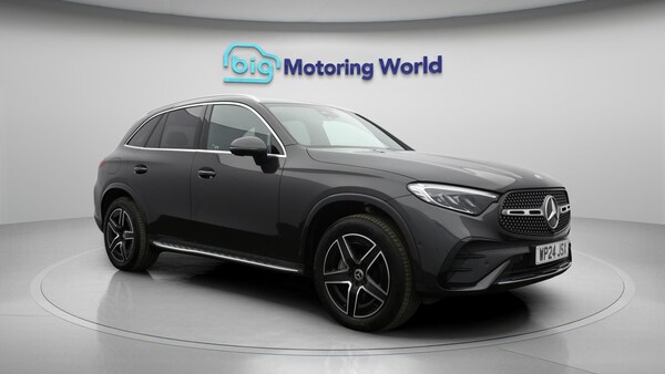 Used Mercedes-Benz GLC 2024 for sale - 76239997: Photo 2