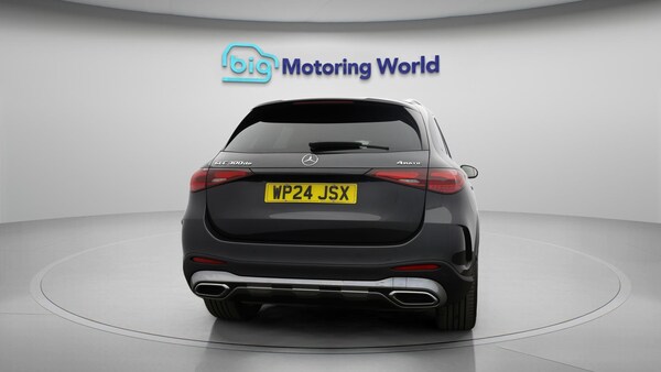 Used Mercedes-Benz GLC 2024 for sale - 76239997: Photo 7