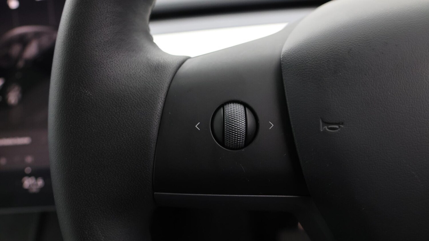 Used Tesla Model Y 2022 for sale - 76485792: Photo 23