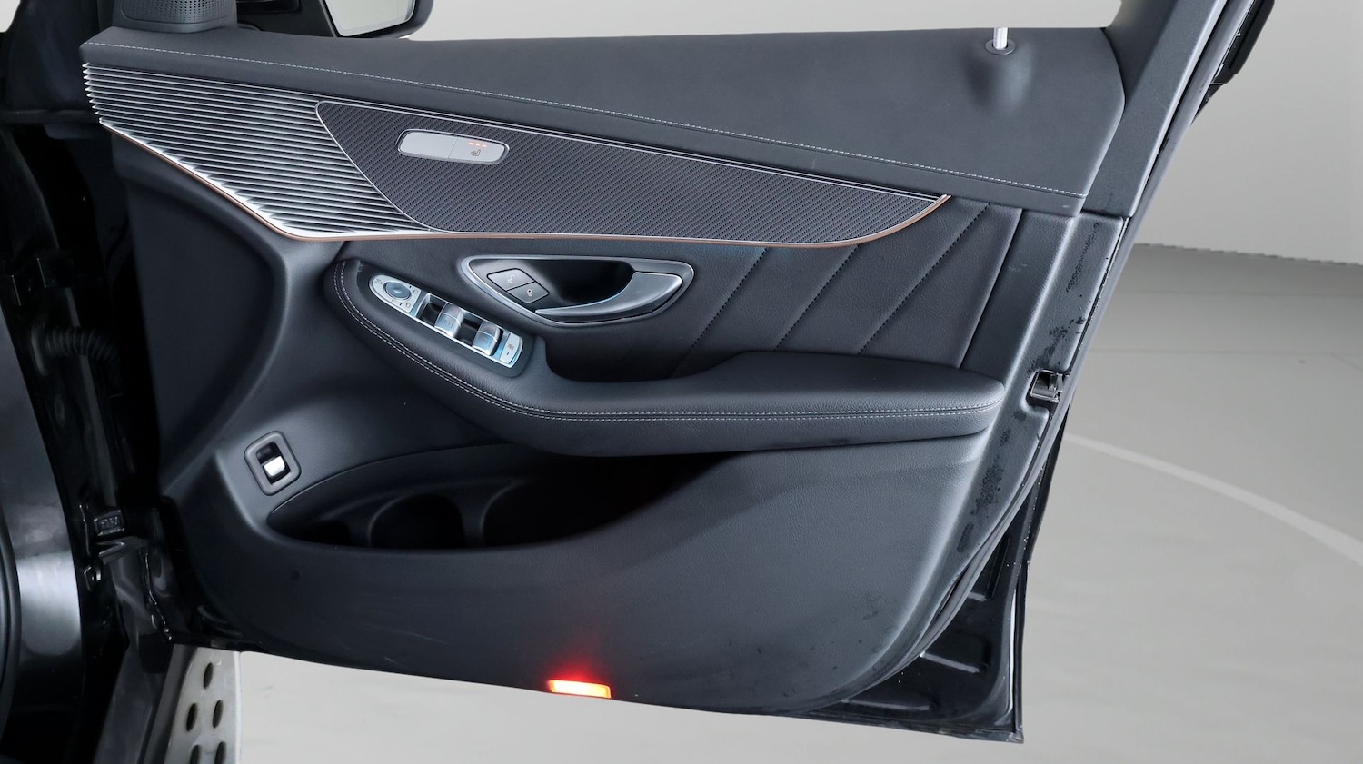 Used Mercedes-Benz EQC 2022 for sale - 77446076: Photo 15