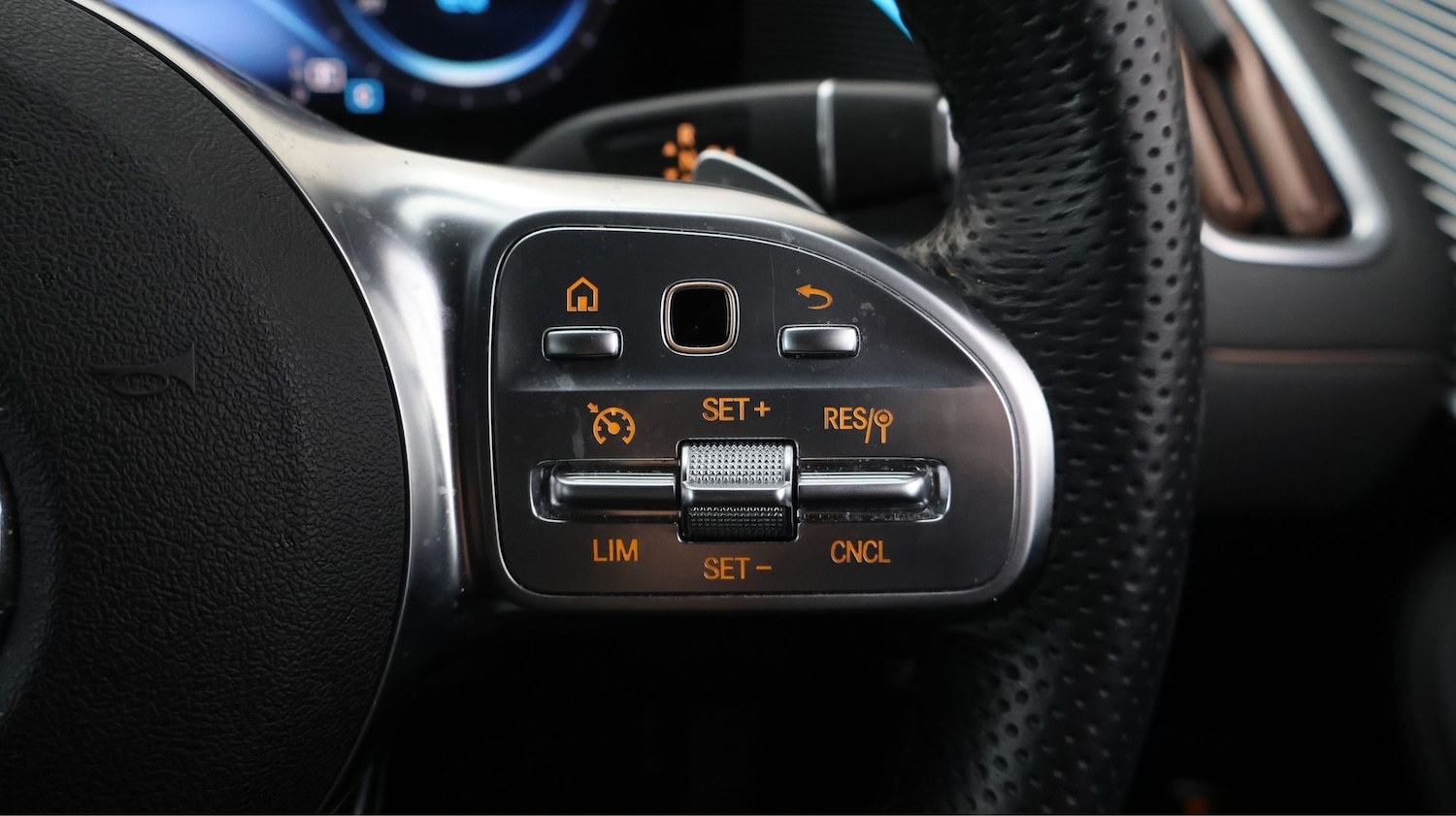 Used Mercedes-Benz EQC 2022 for sale - 77446076: Photo 25