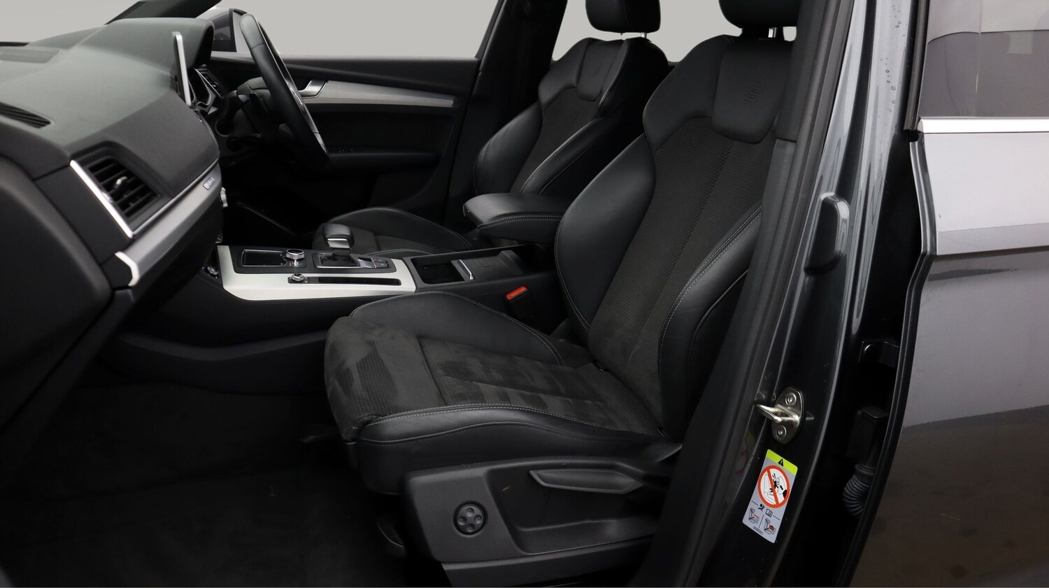 Used Audi Q5 2020 for sale - 77901410: Photo 14