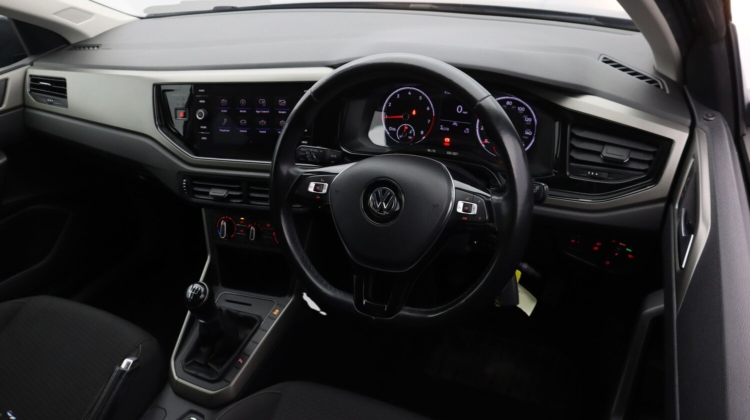 Used Volkswagen Polo for sale - 77182148: Photo 9