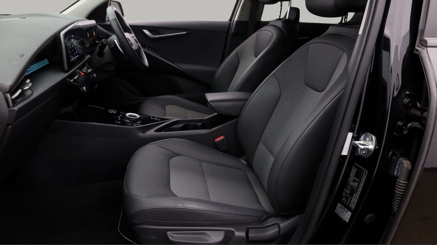 Used Kia Niro 2023 for sale - 77991857: Photo 14