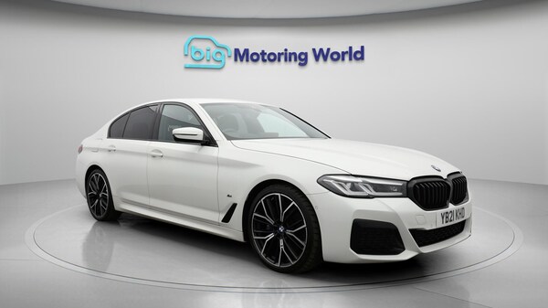 Used BMW 5 Series 2021 for sale - 76306217: Photo 2
