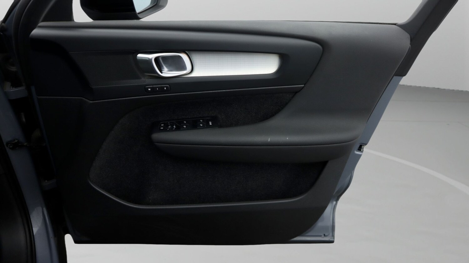 Used Volvo XC40 2023 for sale - 77427743: Photo 15