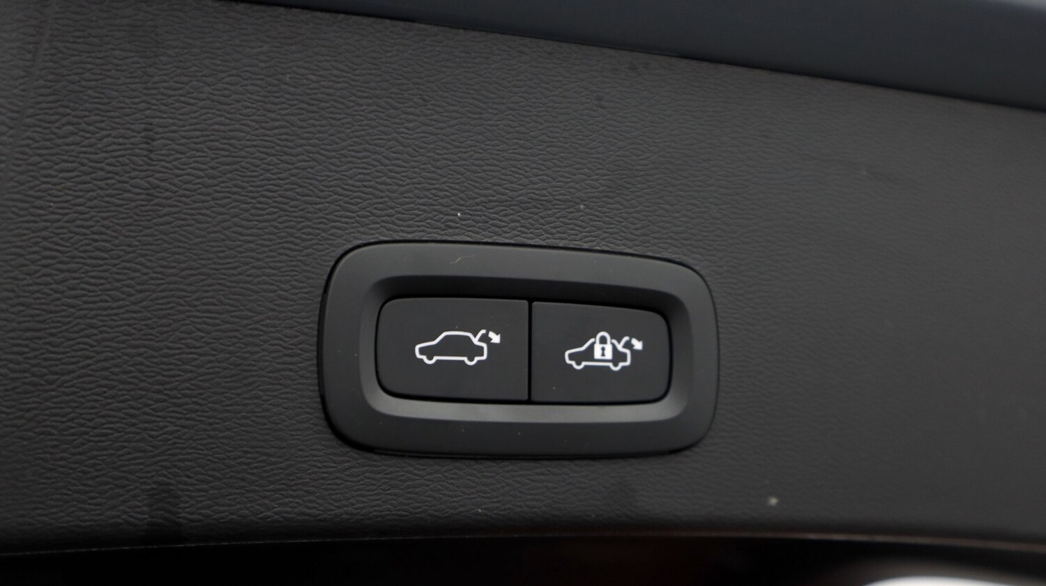 Used Volvo XC40 2023 for sale - 77427743: Photo 26