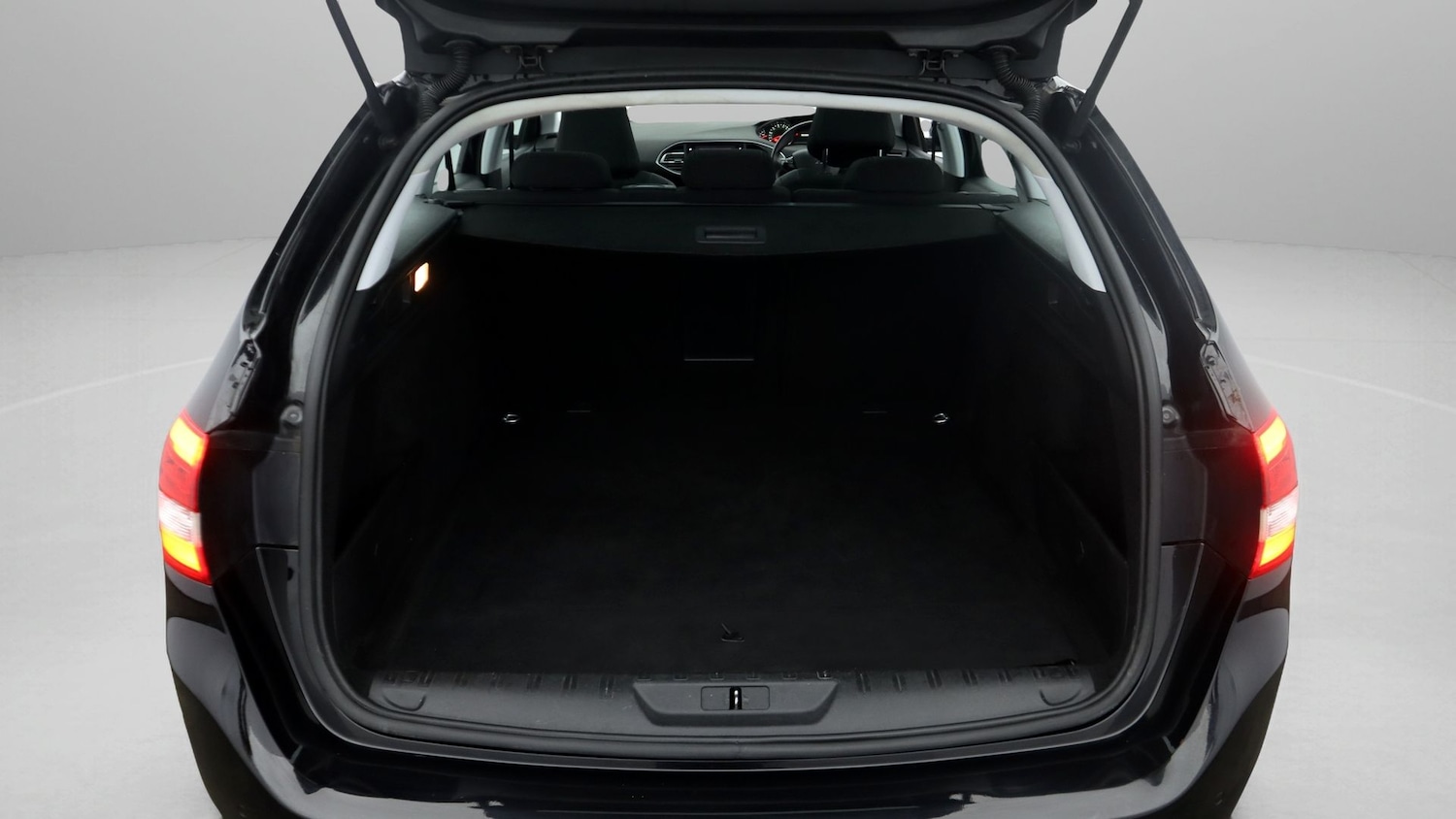 Used Peugeot 308 2020 for sale - 77181840: Photo 17