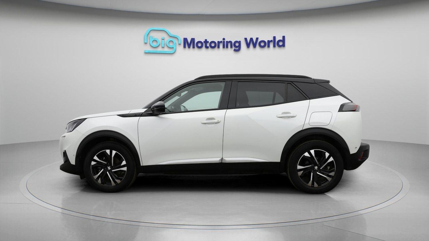 Used Peugeot E-2008 2021 for sale - 76398401: Photo 5