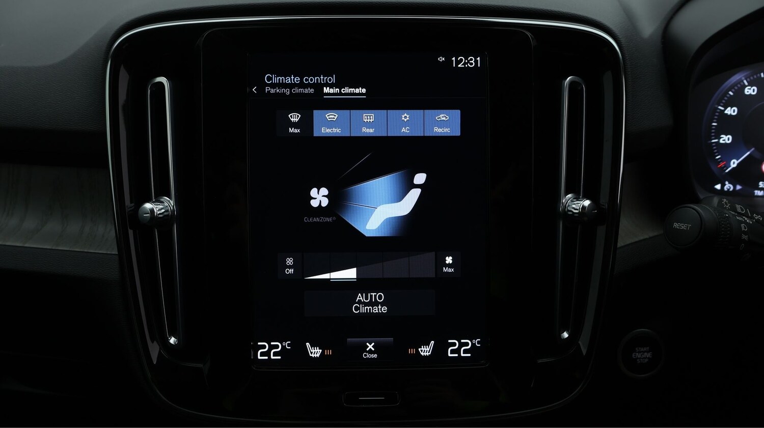 Used Volvo XC40 2021 for sale - 77181660: Photo 12