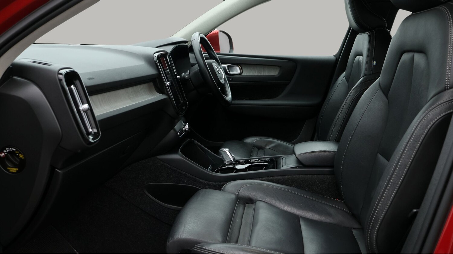 Used Volvo XC40 2021 for sale - 77181660: Photo 14