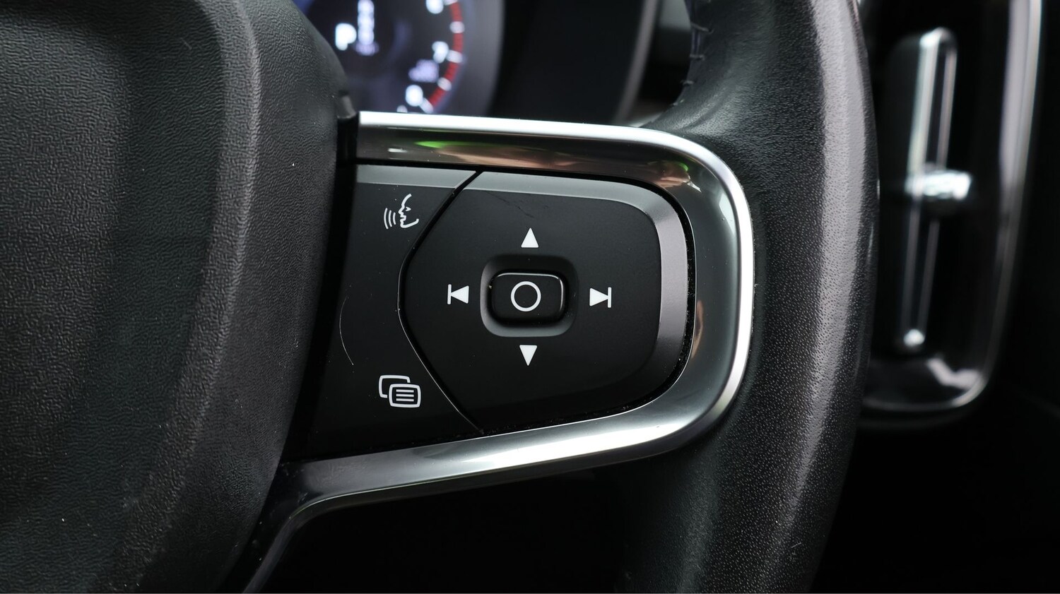 Used Volvo XC40 2021 for sale - 77181660: Photo 24