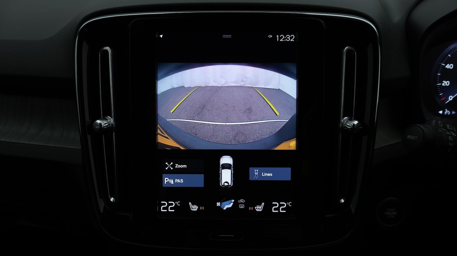 Used Volvo XC40 2021 for sale - 77181660: Photo 25