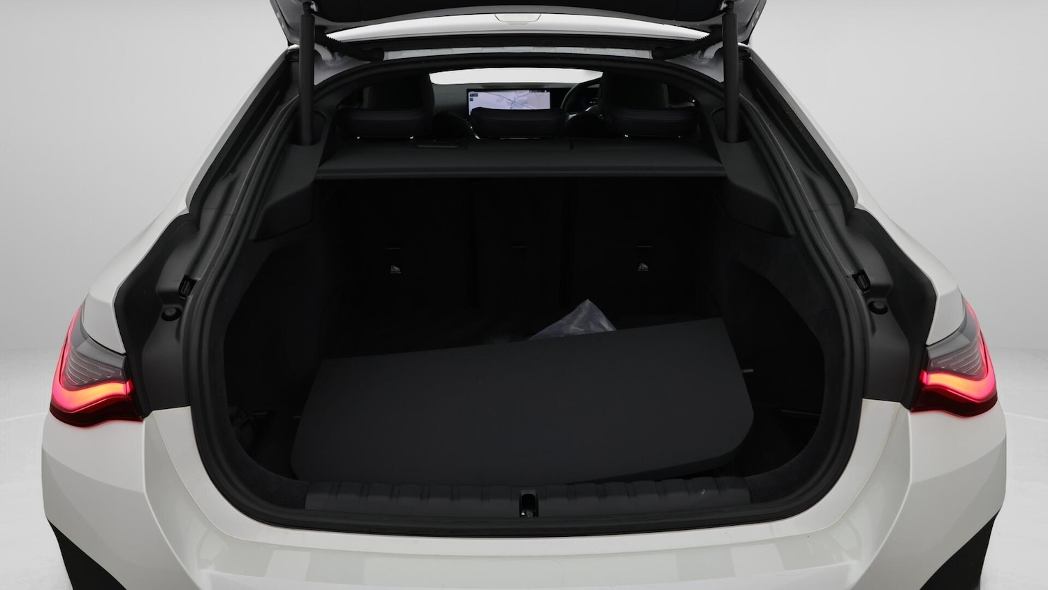 Used BMW i4 2022 for sale - 76370783: Photo 18