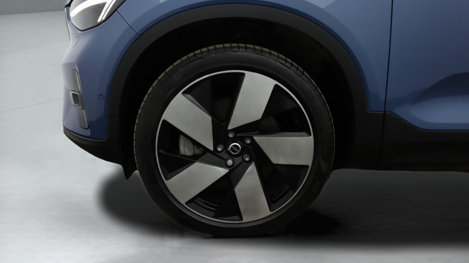 Used Volvo XC40 2023 for sale - 77578325: Photo 18