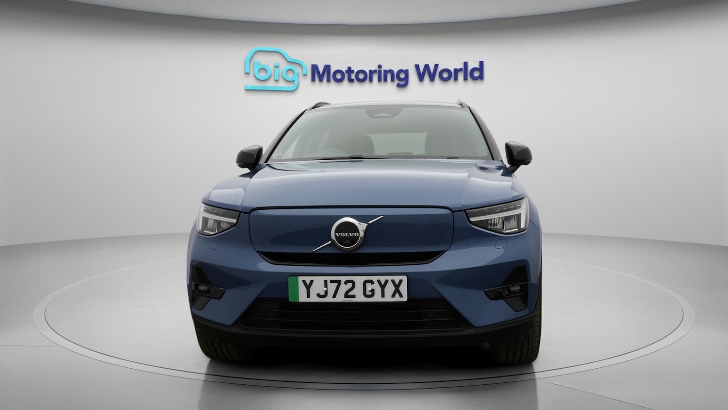 Used Volvo XC40 2023 for sale - 77578325: Photo 2