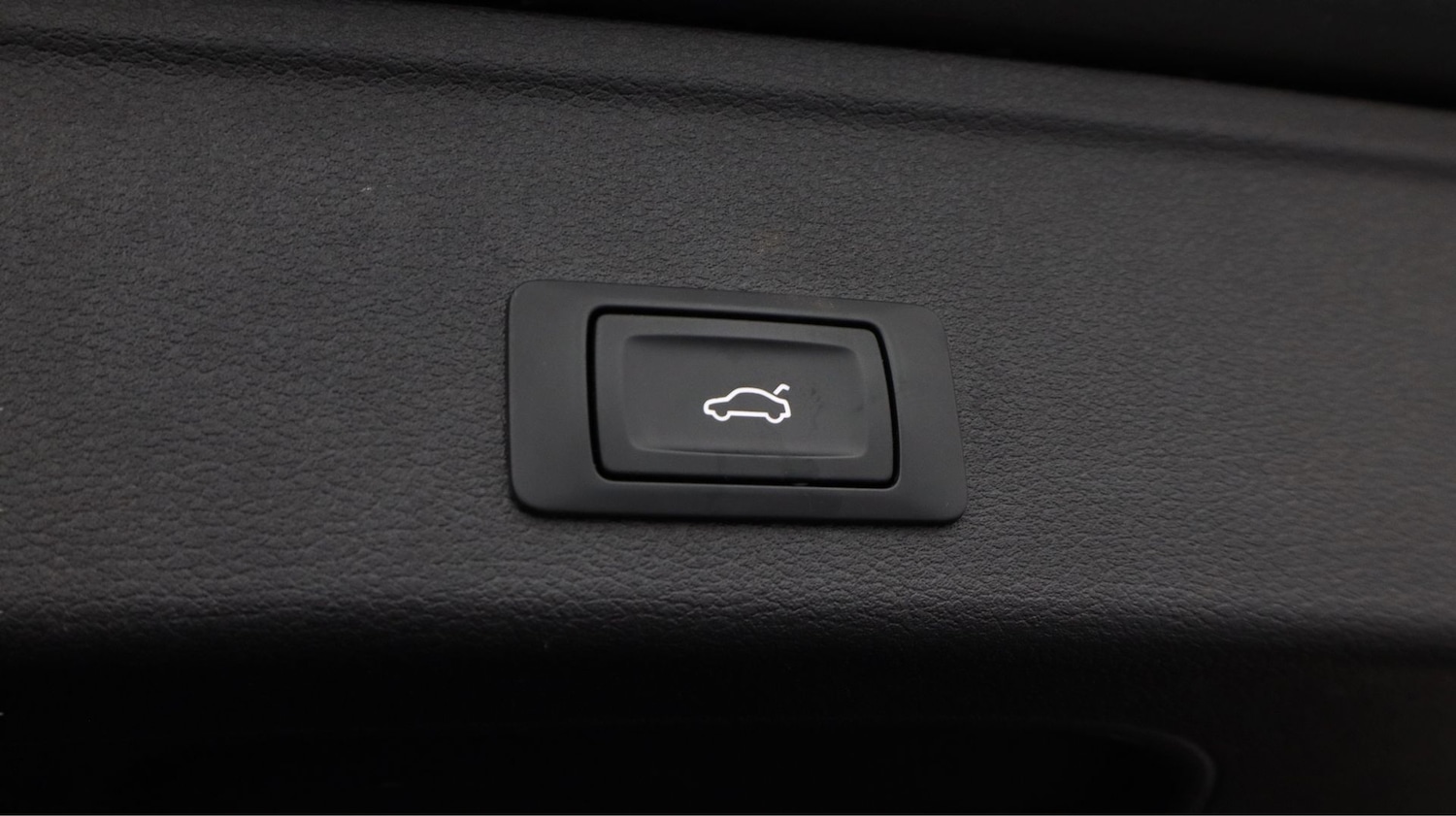 Used Audi A4 2020 for sale - 77532479: Photo 21