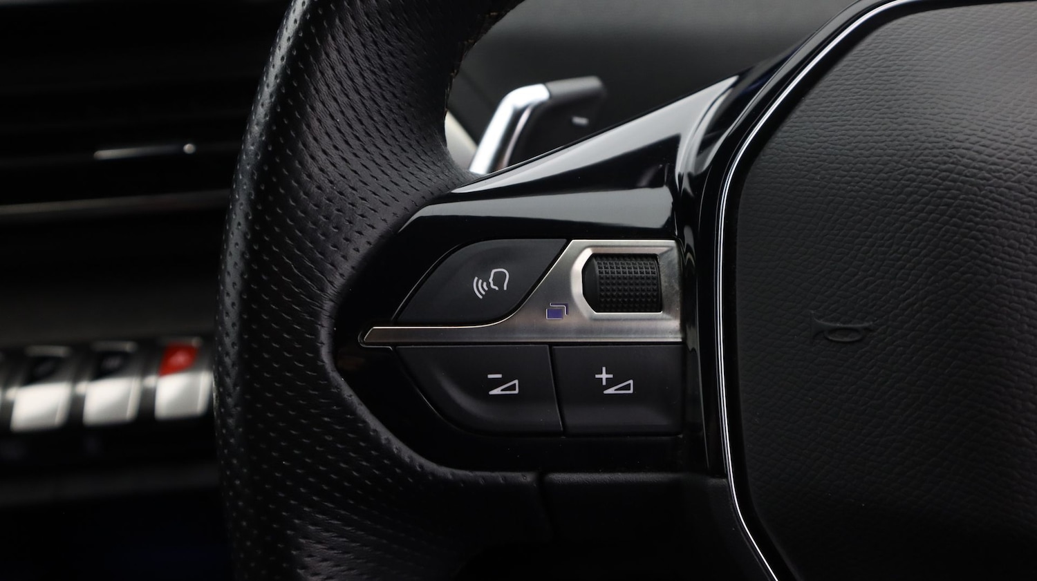 Used Peugeot 3008 for sale - 77523051: Photo 22