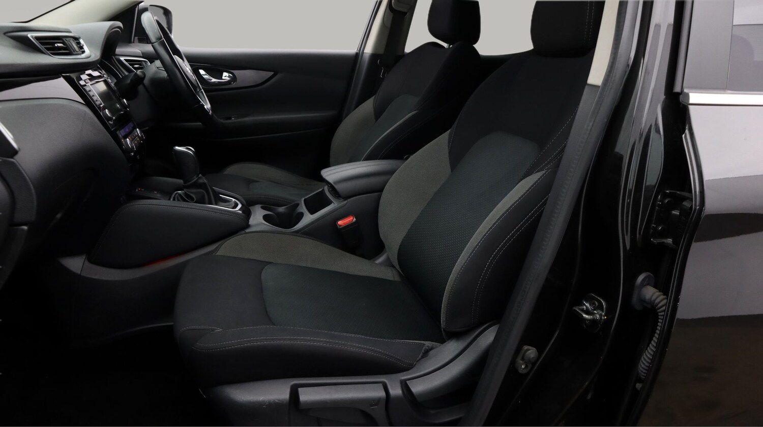 Used Nissan Qashqai 2021 for sale - 77938591: Photo 14