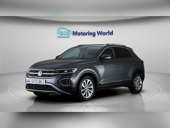 Used Volkswagen T-Roc 2023 for sale - 77675855: Photo