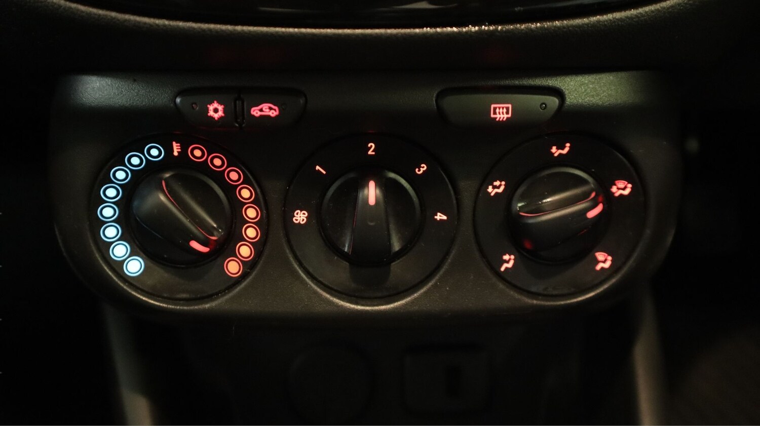 Used Vauxhall Corsa 2019 for sale - 77310421: Photo 12