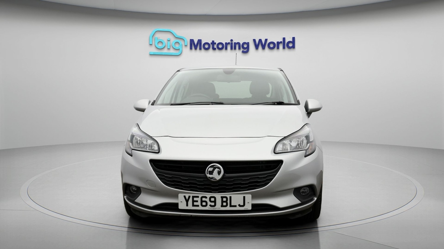 Used Vauxhall Corsa 2019 for sale - 77310421: Photo 2