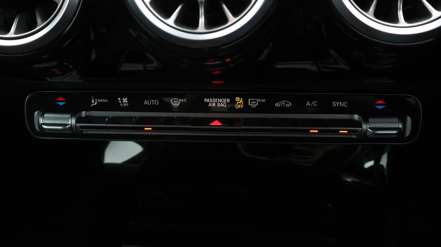 Used Mercedes-Benz CLA for sale - 76728659: Photo 13