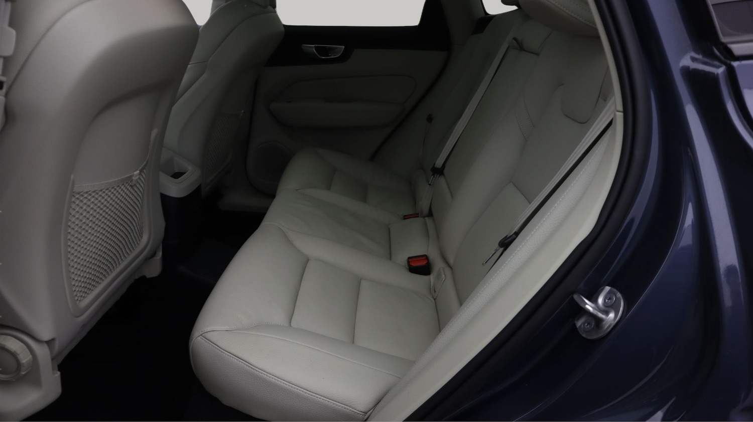 Used Volvo XC60 2023 for sale - 77764311: Photo 16