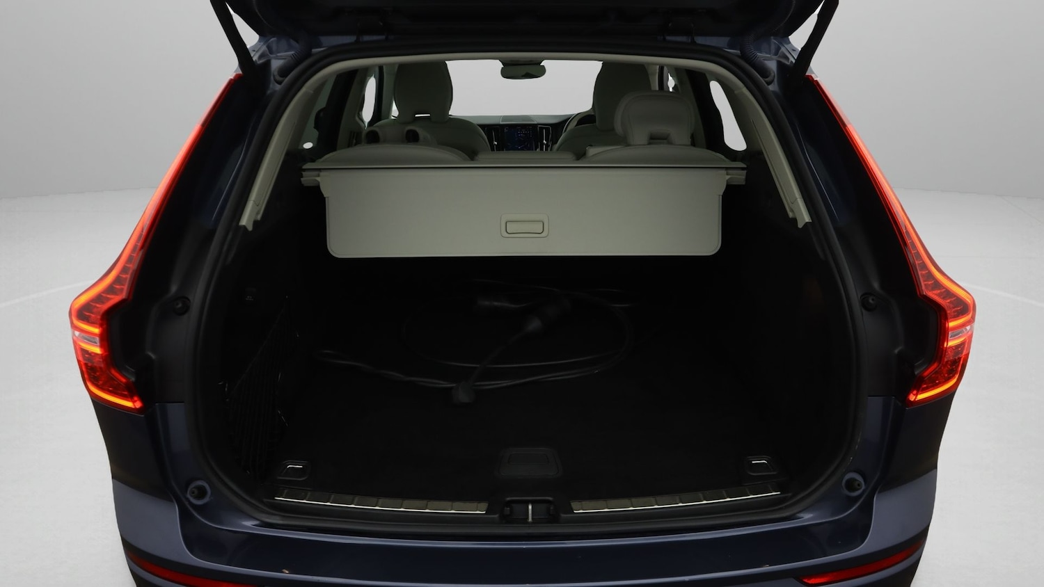 Used Volvo XC60 2023 for sale - 77764311: Photo 17