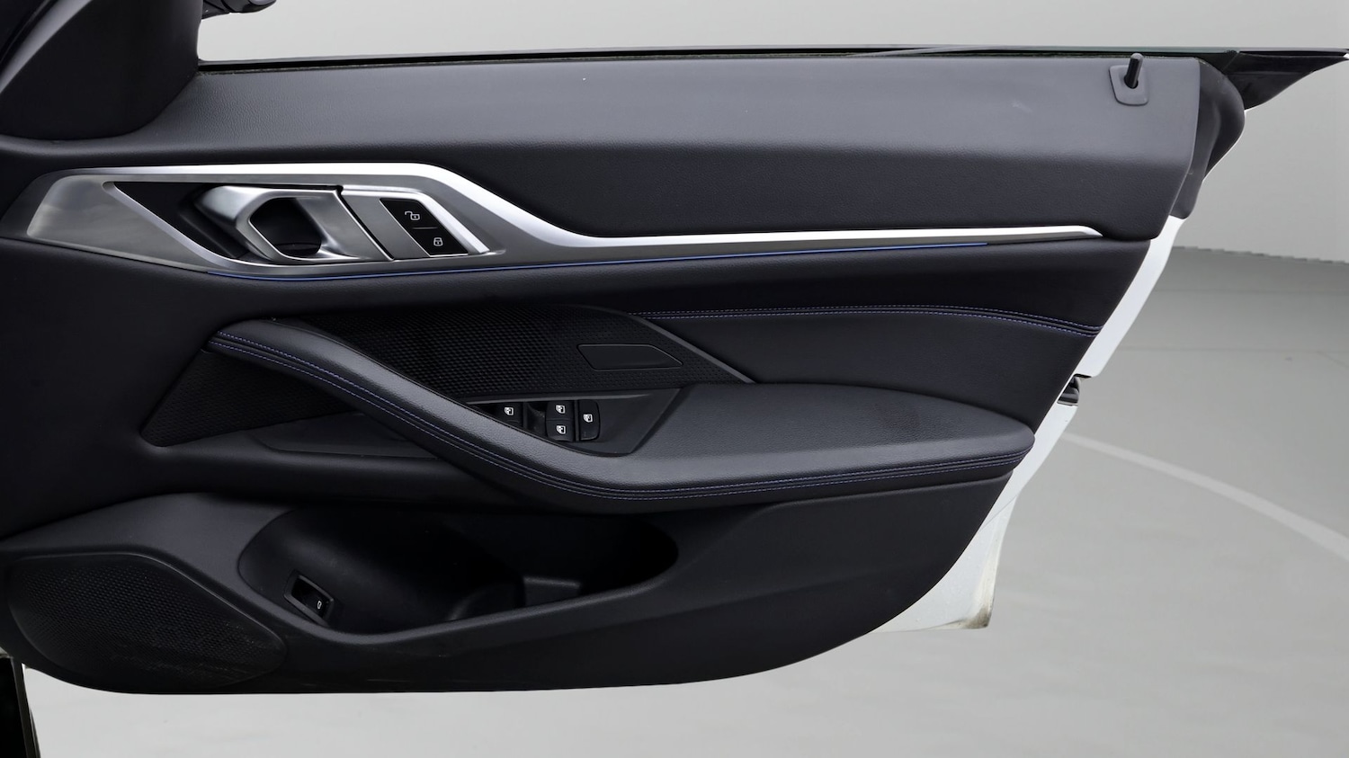 Used BMW i4 2022 for sale - 77357447: Photo 15