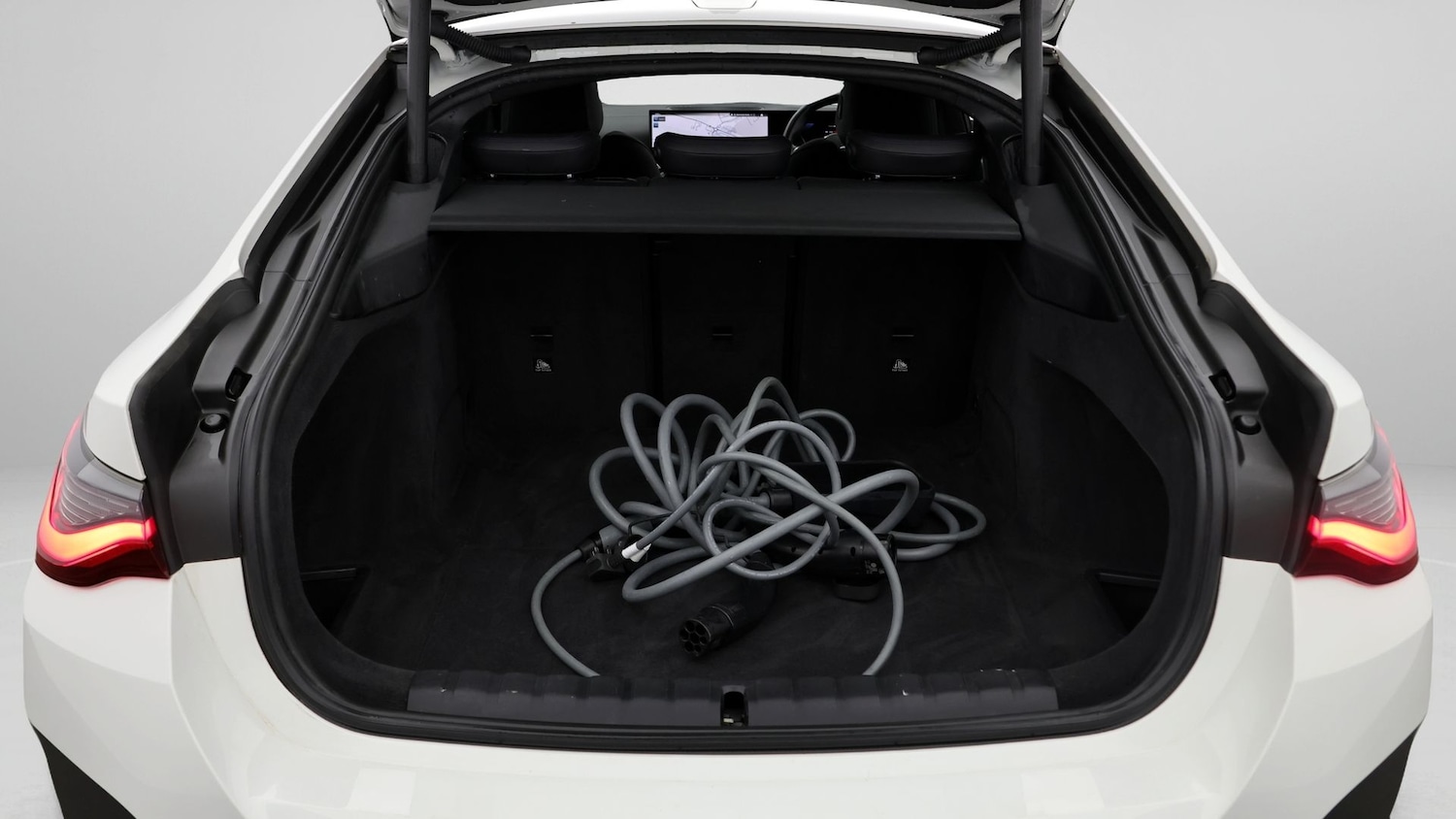 Used BMW i4 2022 for sale - 77357447: Photo 17