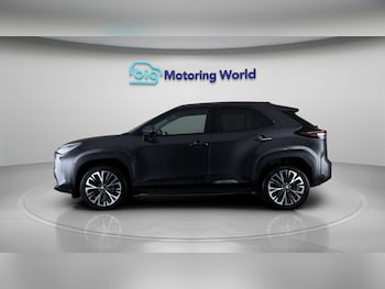 Used Toyota Yaris Cross 2023 for sale - 79546050: Photo
