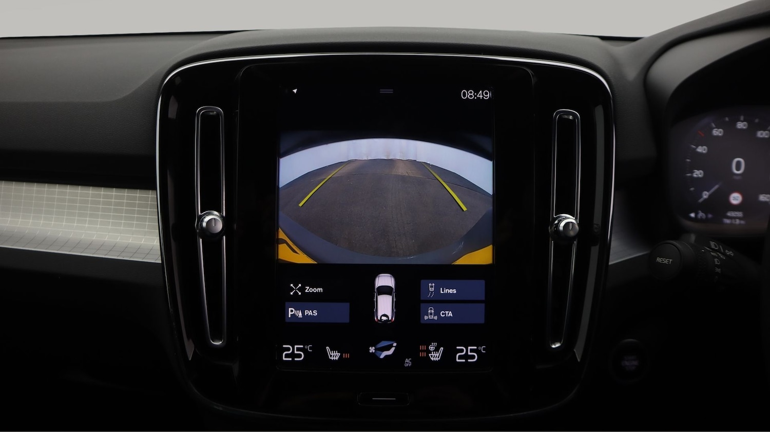 Used Volvo XC40 2022 for sale - 77410804: Photo 23