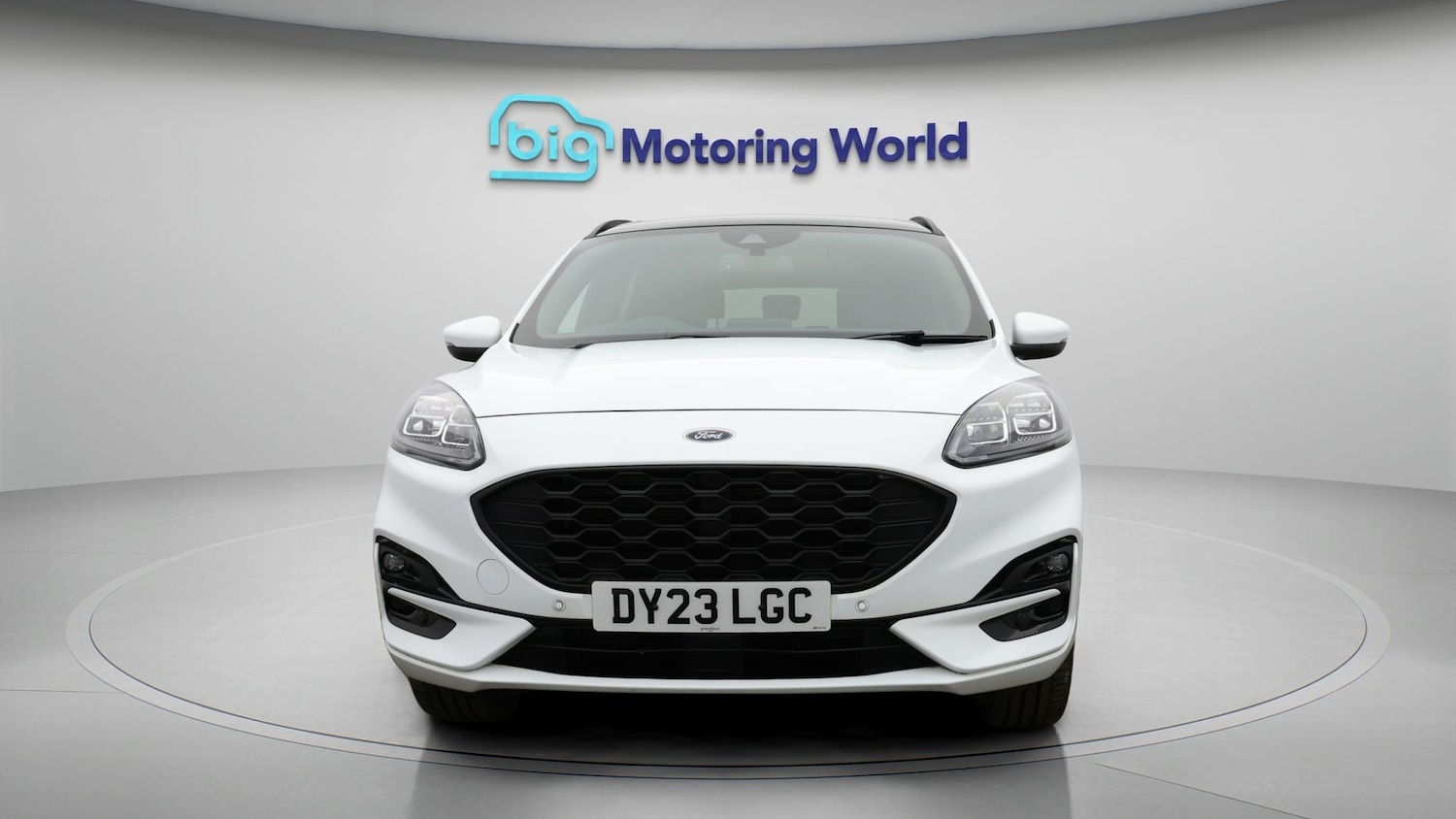 Used Ford Kuga 2023 for sale - 77607391: Photo 2