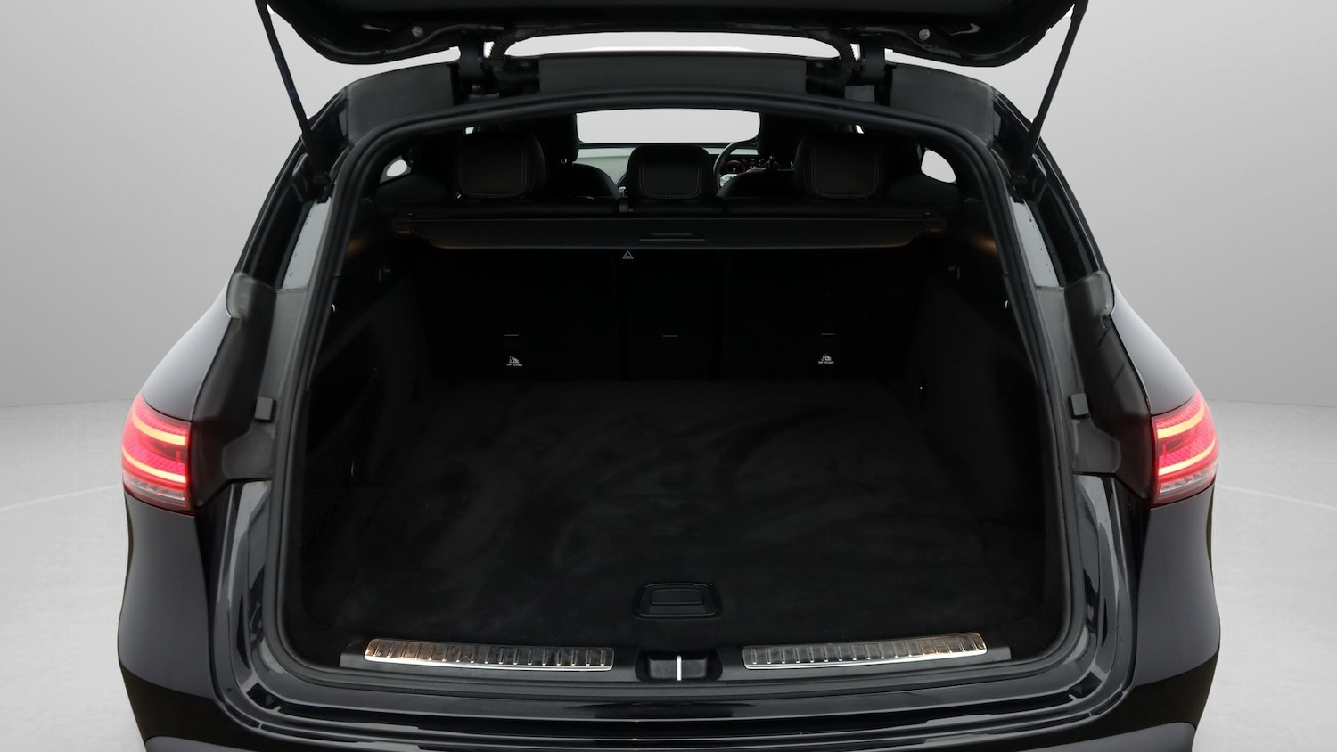 Used Mercedes-Benz EQC 2023 for sale - 77522331: Photo 17