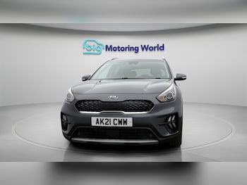 Used Kia Niro 2021 for sale - 79180105: Photo