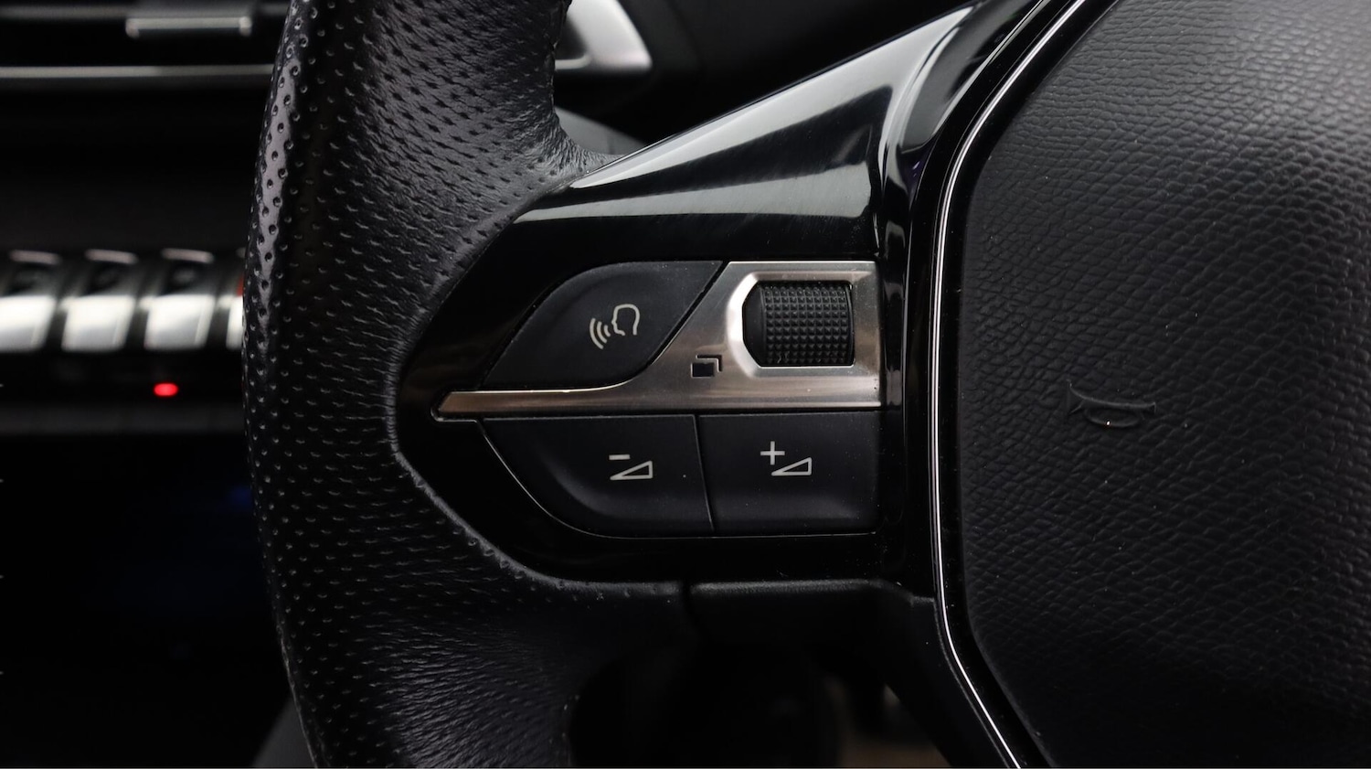 Used Peugeot 3008 2019 for sale - 76714987: Photo 23