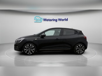 Used Renault Clio 2022 for sale - 79582076: Photo