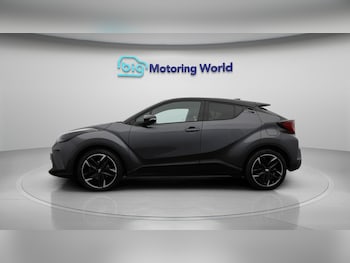 Used Toyota C-HR 2022 for sale - 77116478: Photo