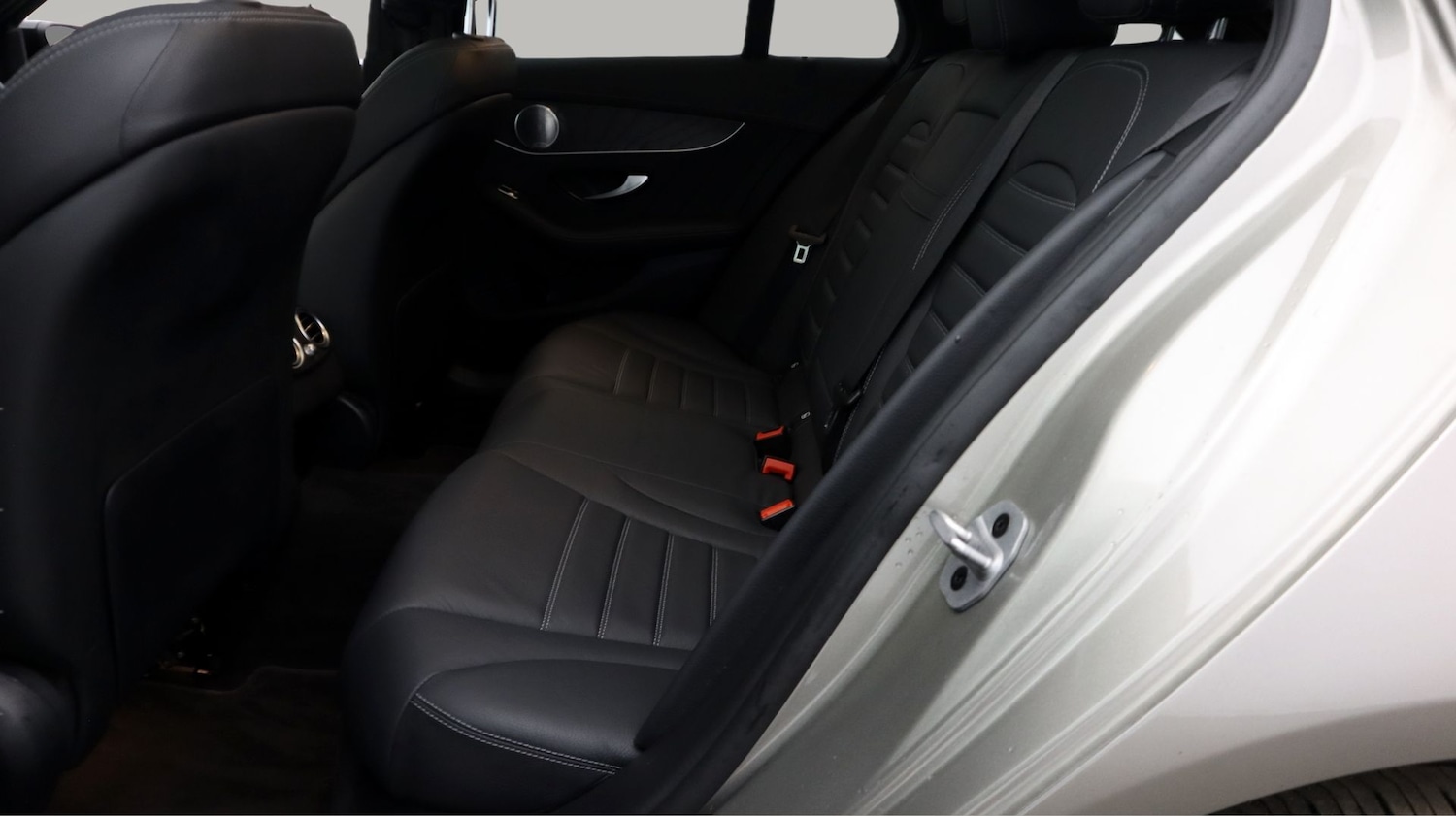 Used Mercedes-Benz C Class 2021 for sale - 77304066: Photo 16