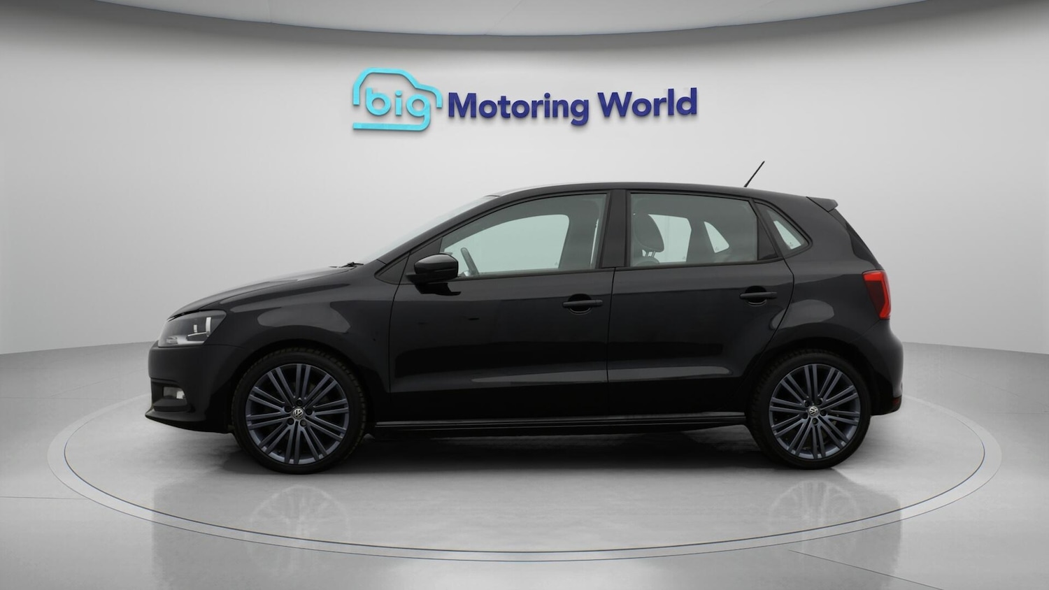 Used Volkswagen Polo 2017 for sale - 76484338: Photo 4