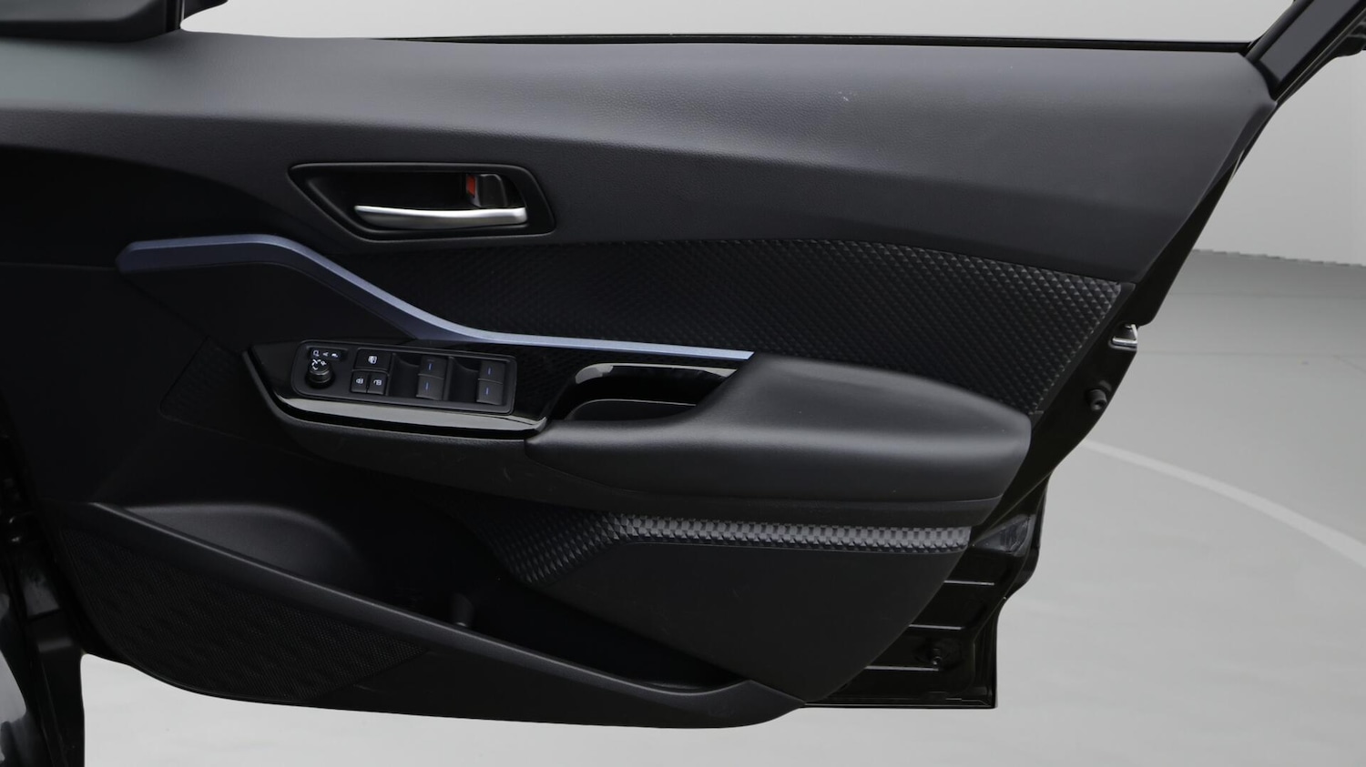 Used Toyota C-HR 2021 for sale - 76457281: Photo 16