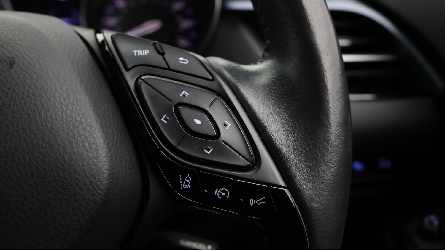 Used Toyota C-HR 2021 for sale - 76457281: Photo 24