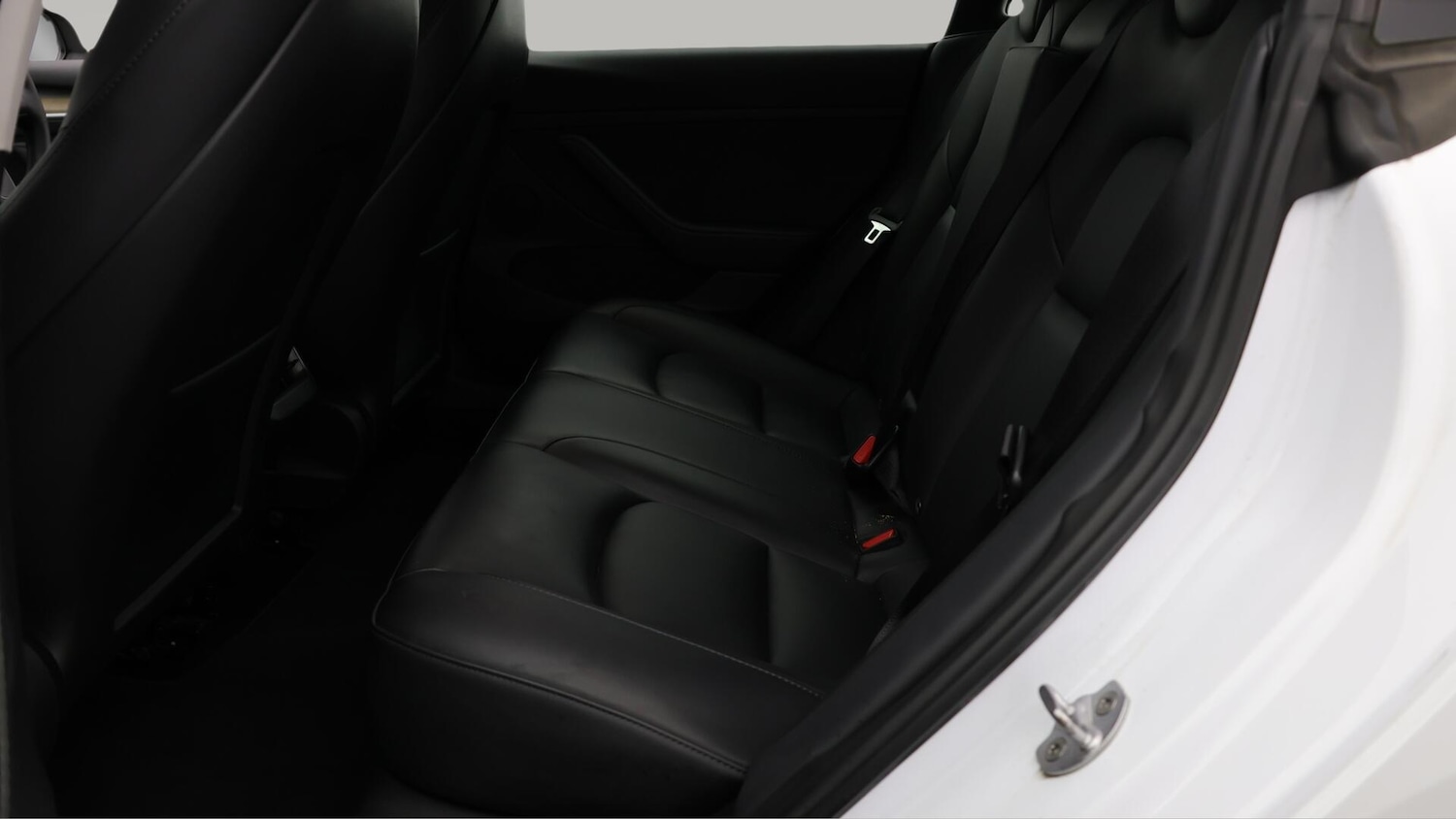 Used Tesla Model 3 2021 for sale - 76032409: Photo 17