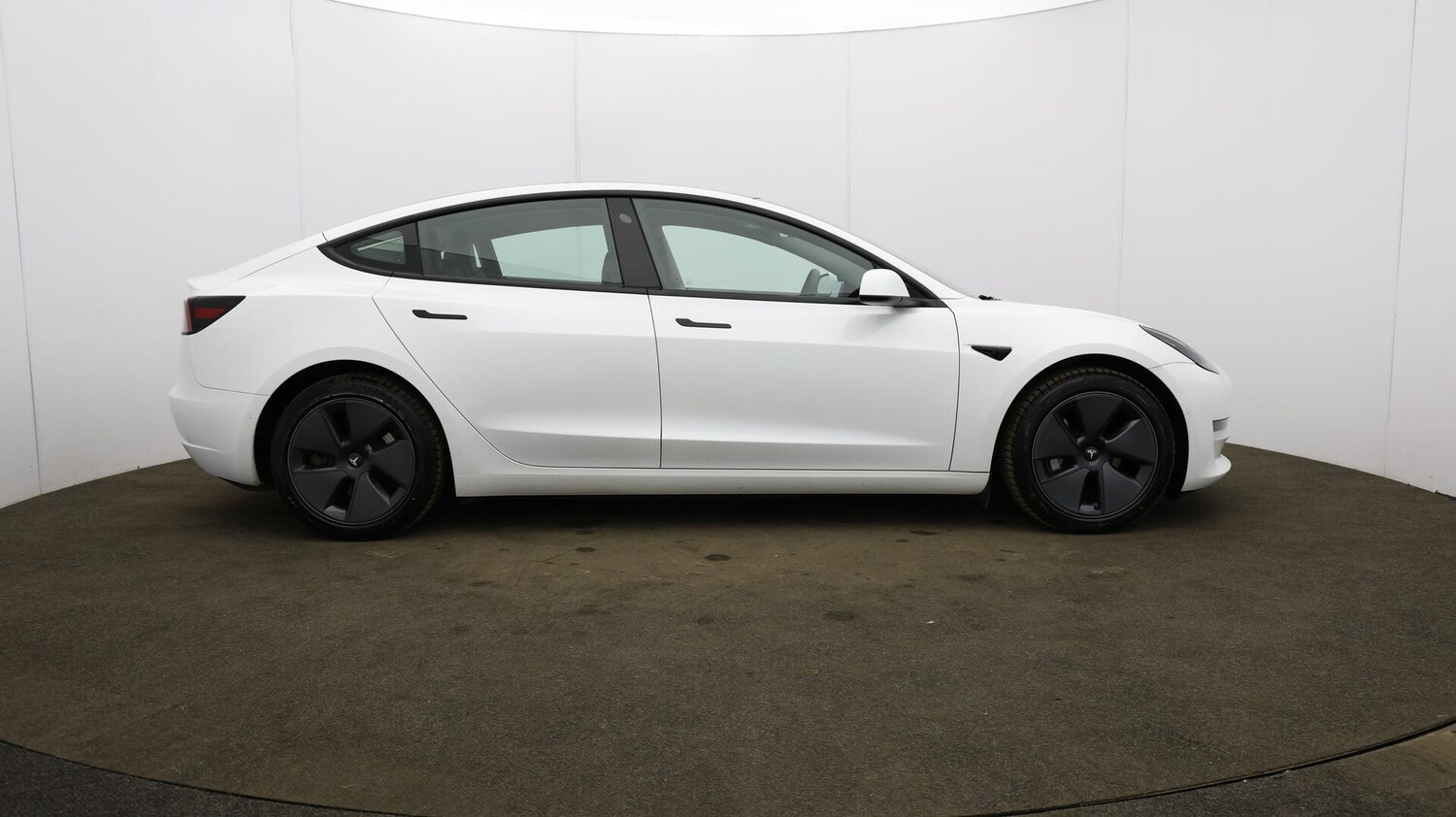 Used Tesla Model 3 2021 for sale - 76032409: Photo 56