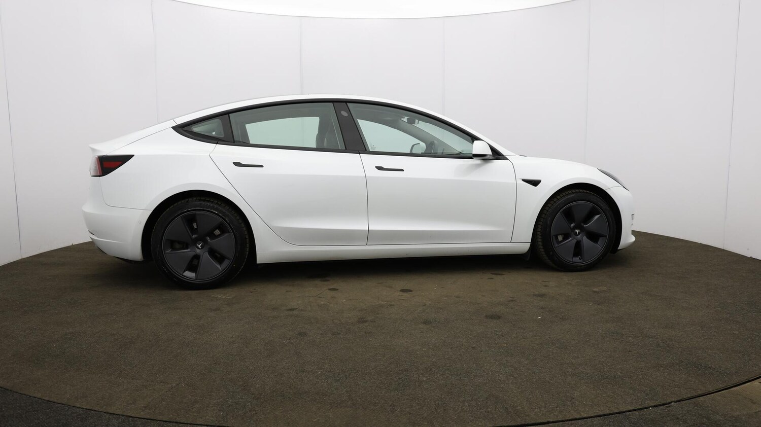 Used Tesla Model 3 2021 for sale - 76032409: Photo 57
