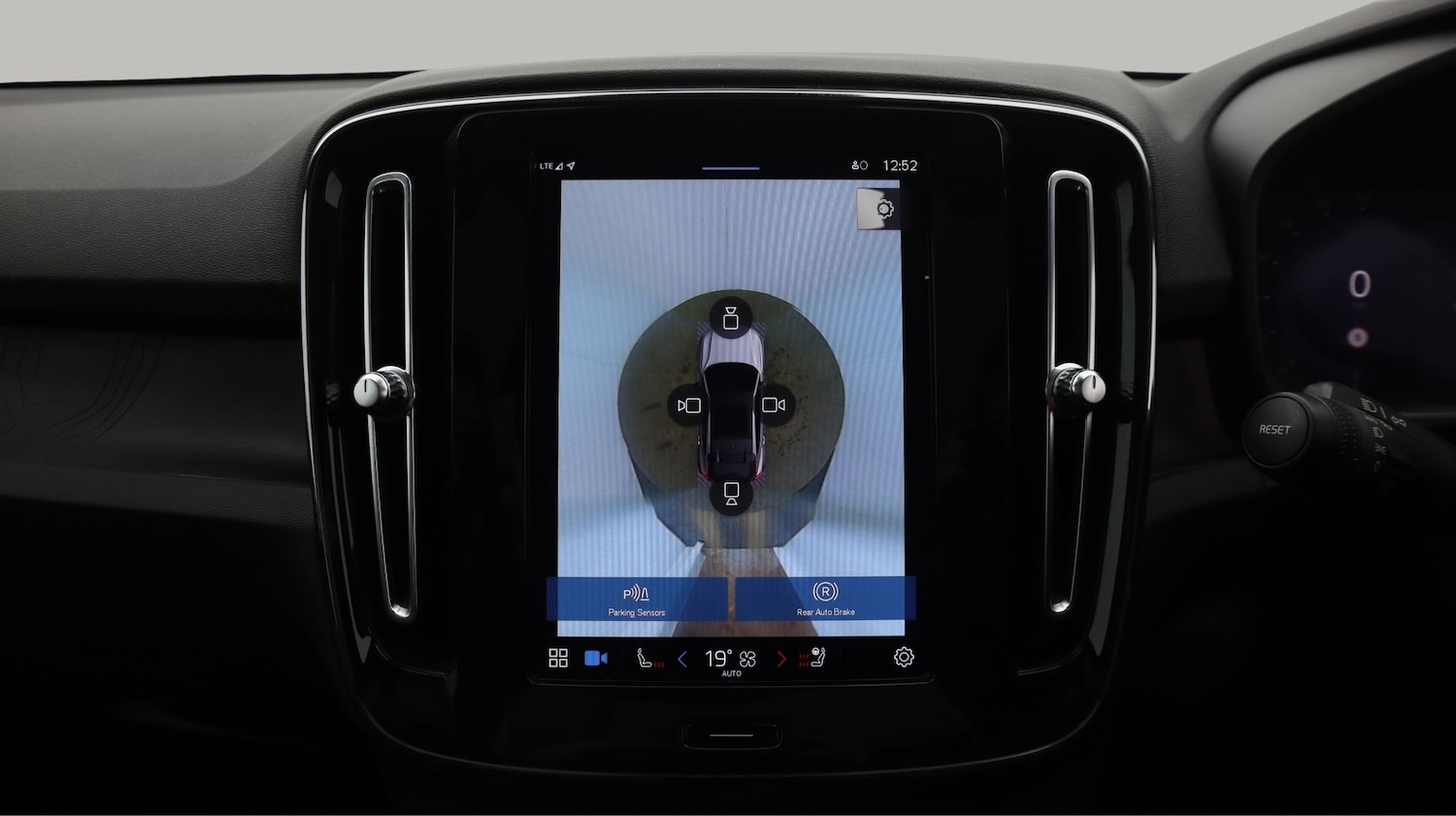 Used Volvo C40 2022 for sale - 77608156: Photo 21