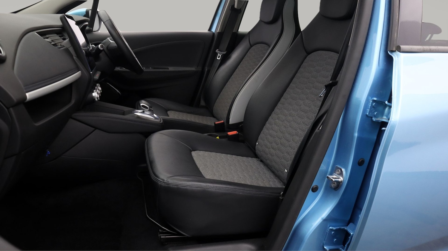 Used Renault Zoe 2021 for sale - 77375738: Photo 14